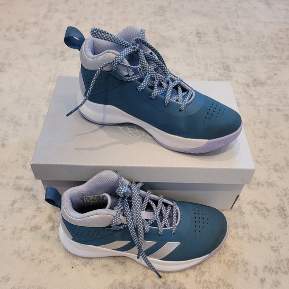 adidas Other - Adidas Cross Em Up basketball shoes